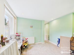 Dining Room- click for photo gallery